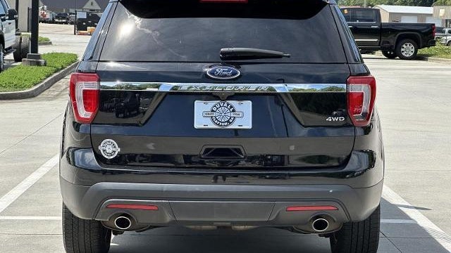 2017 Ford Explorer Base