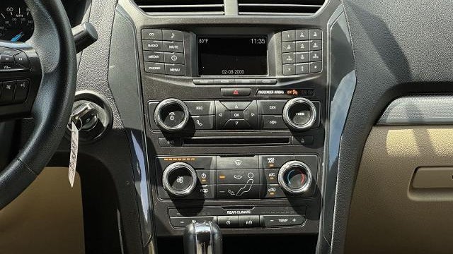 2017 Ford Explorer Base