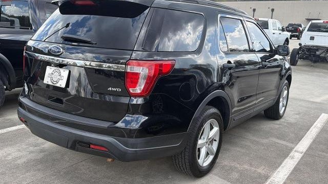 2018 Ford Explorer Base