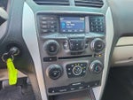 2015 Explorer Thumbnail 4