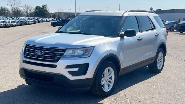 2017 Ford Explorer Base