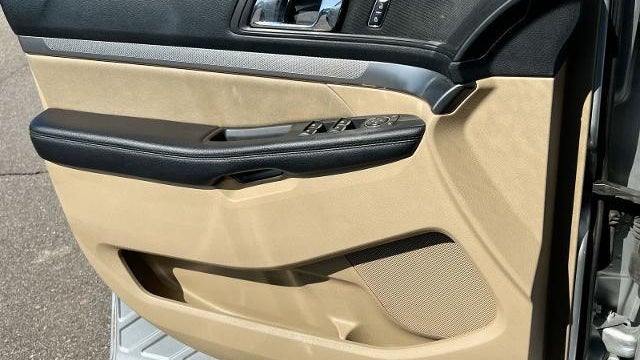 2017 Ford Explorer Base