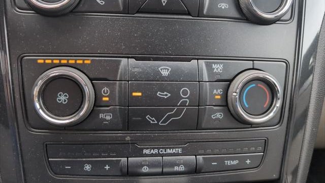 2018 Ford Explorer Base
