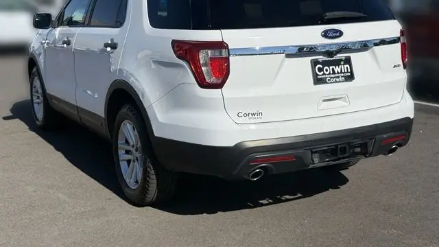 2017 Ford Explorer Base