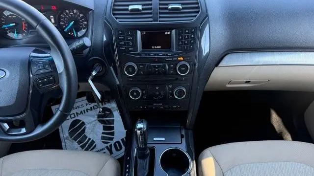 2017 Ford Explorer Base