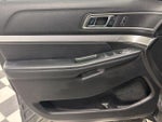 2016 Explorer Thumbnail 10