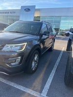 2016 Explorer Thumbnail 3