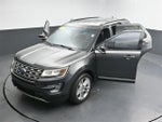 2016 Explorer Thumbnail 38