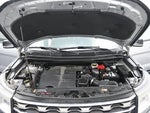 2017 Explorer Thumbnail 32