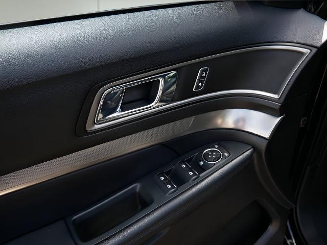 2018 Ford Explorer - $10,345