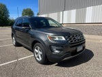 2016 Explorer Thumbnail 3