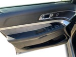 2017 Explorer Thumbnail 17