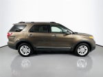 2015 Explorer Thumbnail 8