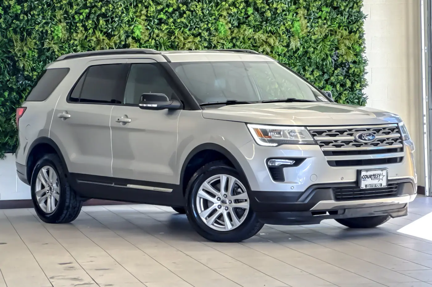2018 Ford Explorer - $13,914