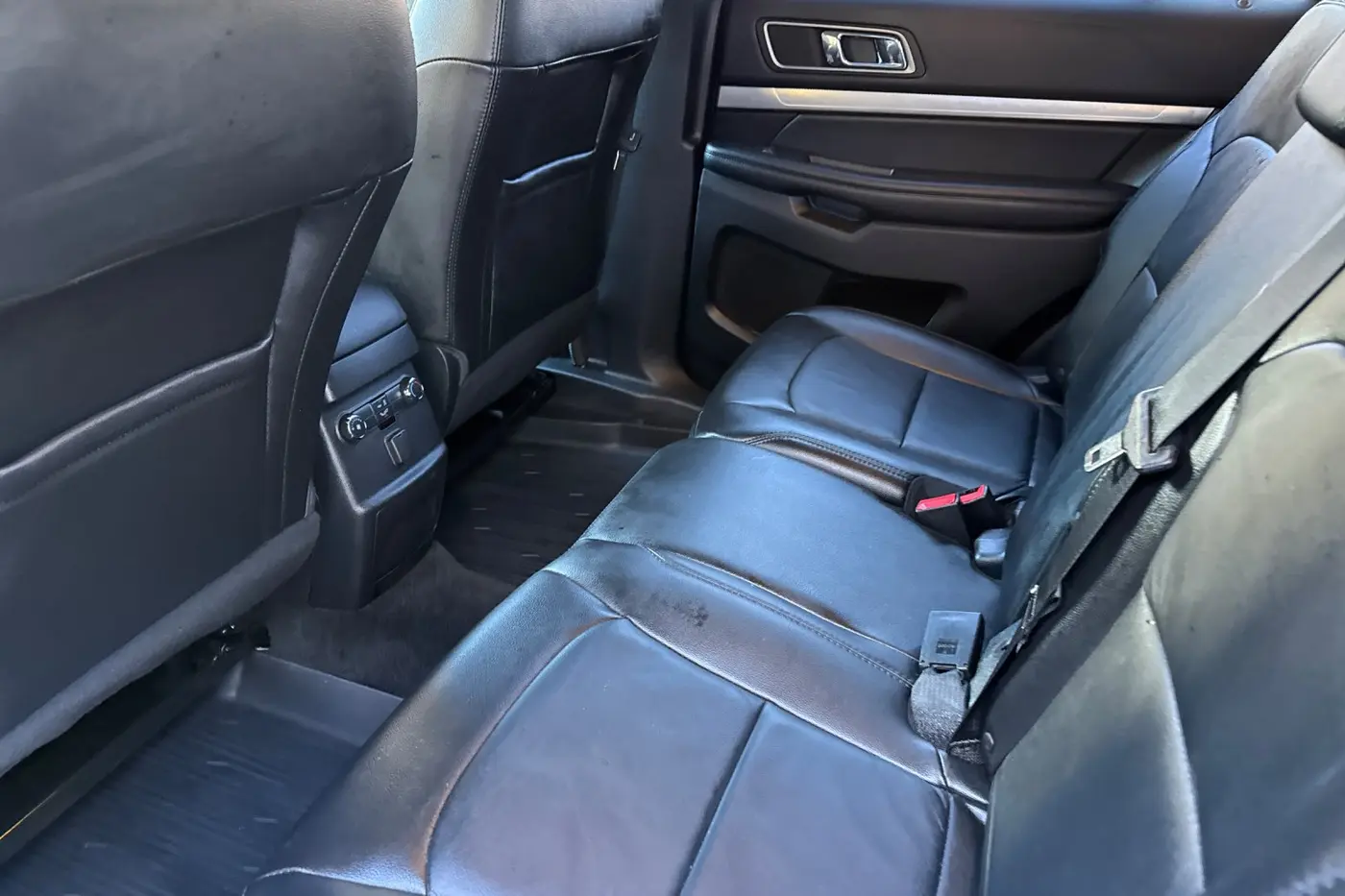2018 Ford Explorer - $13,914