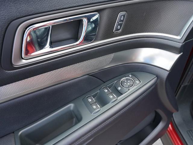 2019 Ford Explorer - $15,454