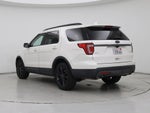 2017 Explorer Thumbnail 2