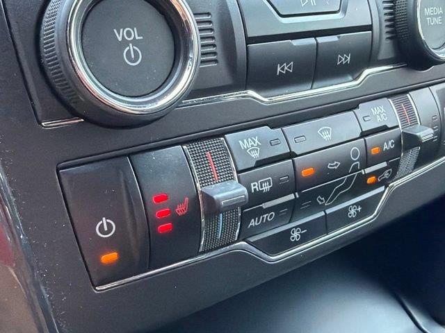 2019 Ford Explorer - $17,500