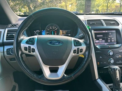 2013 Ford Explorer AWD XLT 4DR SUV