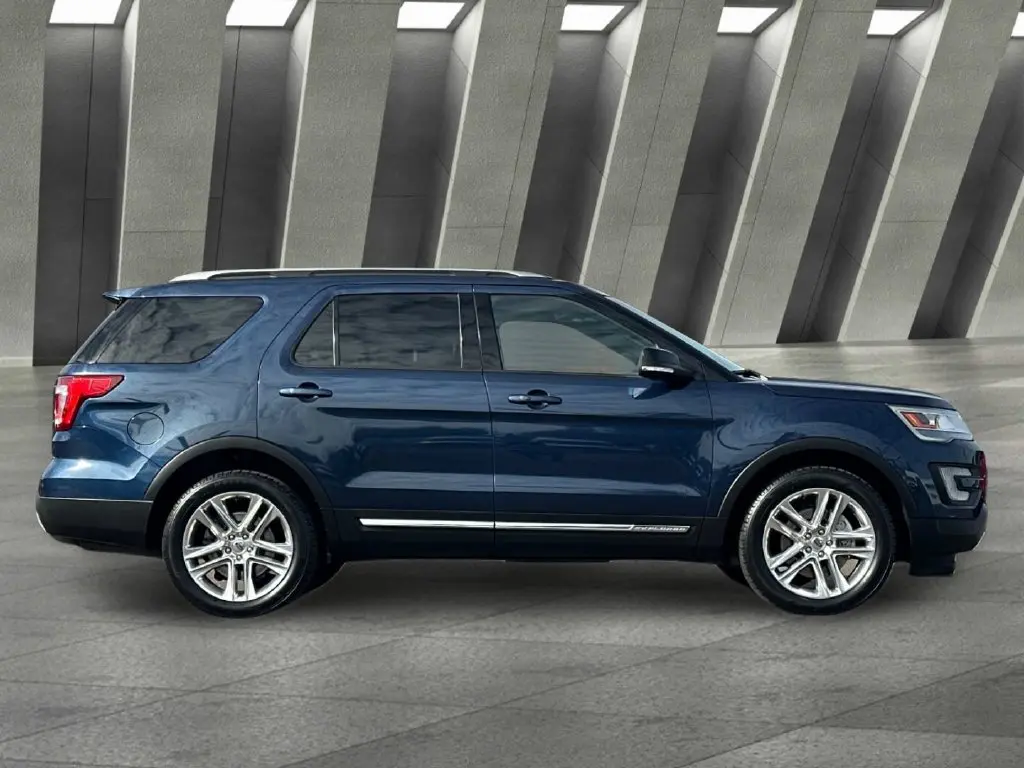 2016 Ford Explorer - $11,970