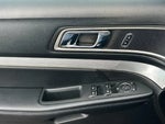 2016 Explorer Thumbnail 10