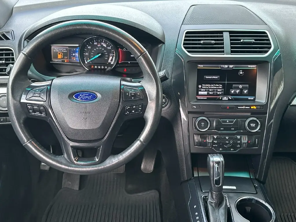 2016 Ford Explorer - $11,970
