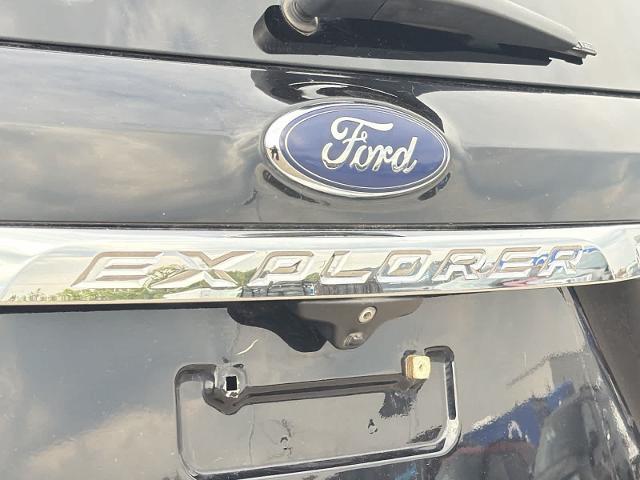 2016 Ford Explorer - $12,275