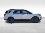 2017 Explorer Thumbnail 3