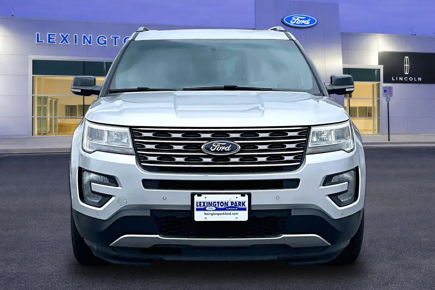 2016 Ford Explorer - $16,500