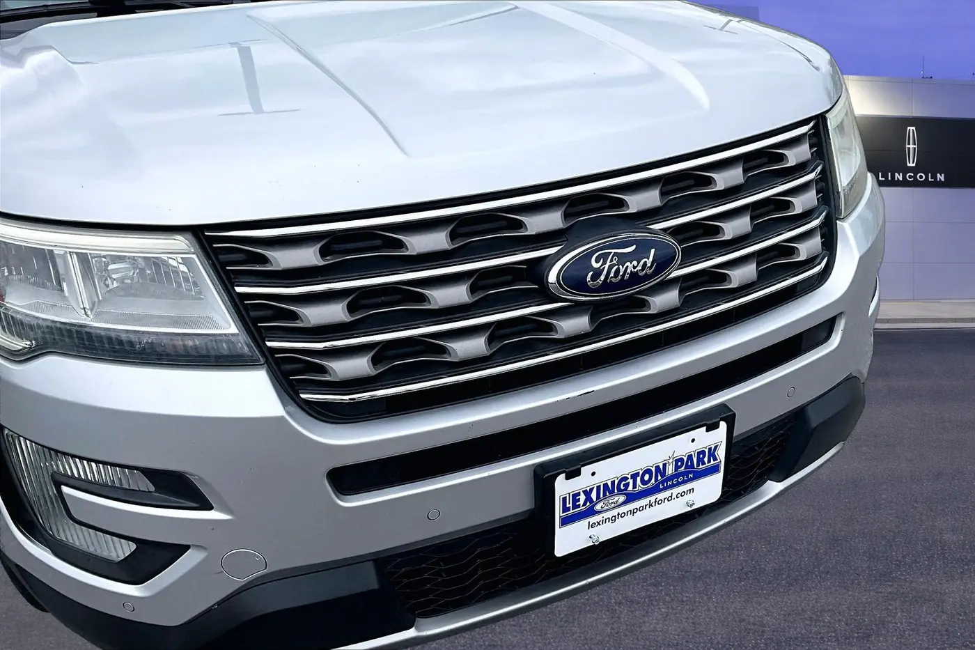 2016 Ford Explorer - $16,500