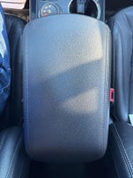 2016 Explorer Thumbnail 33