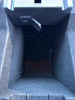 2016 Explorer Thumbnail 34