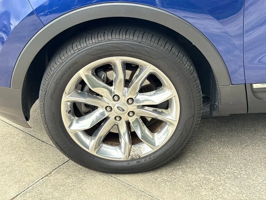 2014 Ford Explorer - $9,001