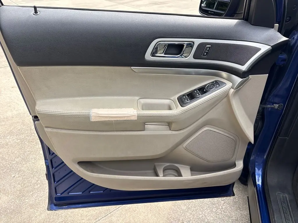 2014 Ford Explorer - $9,001