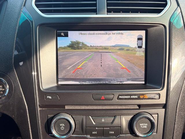 2016 Ford Explorer - $15,000