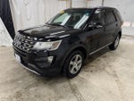 2016 Explorer Thumbnail 4