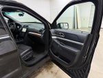 2016 Explorer Thumbnail 33