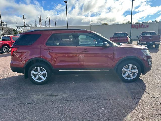 2016 Ford Explorer - $11,900