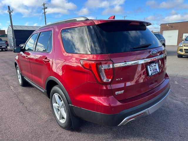 2016 Ford Explorer - $11,900