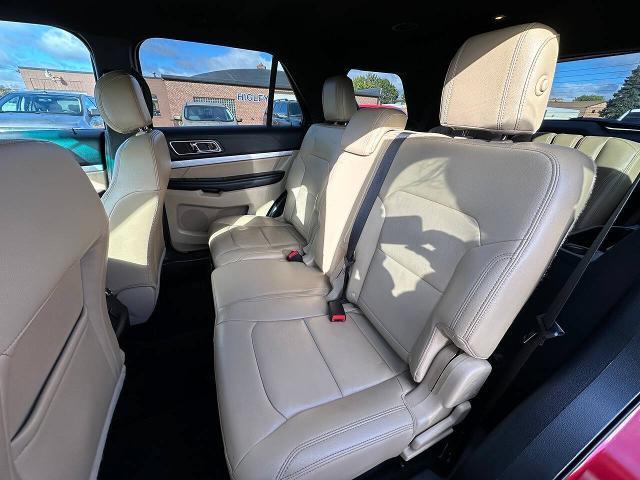 2016 Ford Explorer - $11,900
