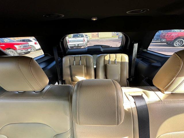 2016 Ford Explorer - $11,900