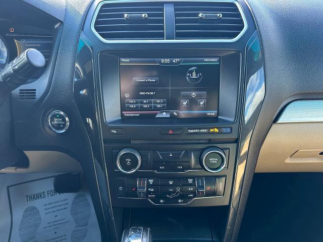 2016 Ford Explorer - $11,900
