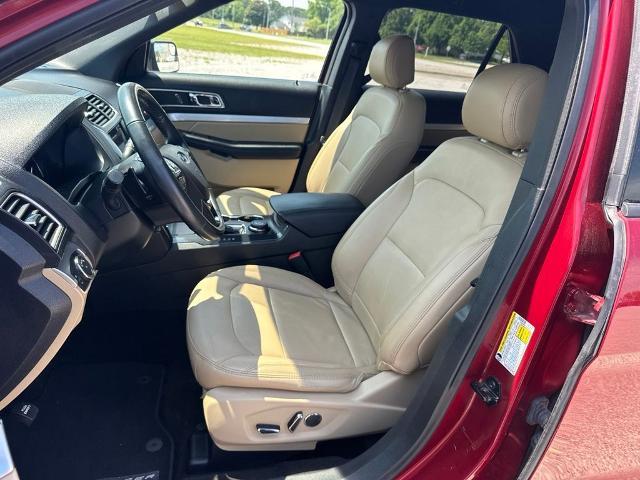 2017 Ford Explorer - $15,440