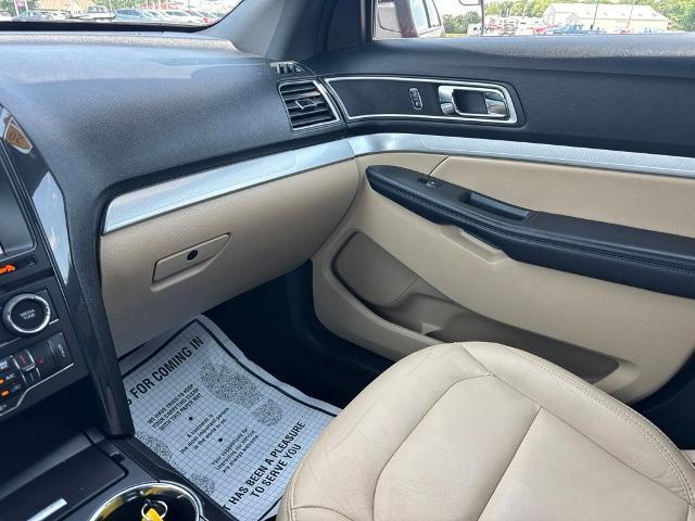 2017 Ford Explorer - $15,440