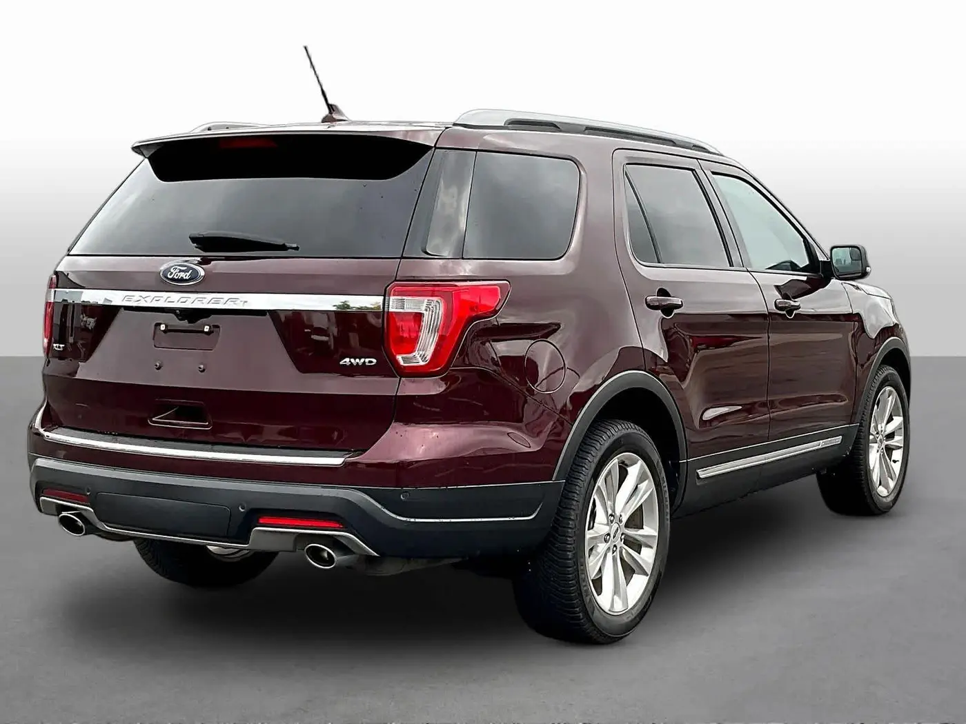 2018 Ford Explorer - $15,467
