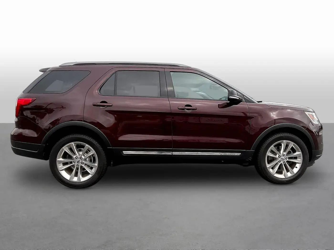 2018 Ford Explorer - $15,467