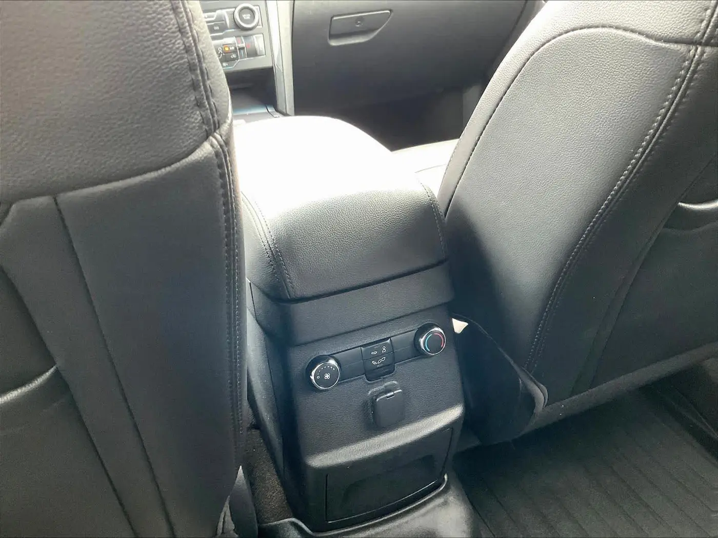 2018 Ford Explorer - $15,467