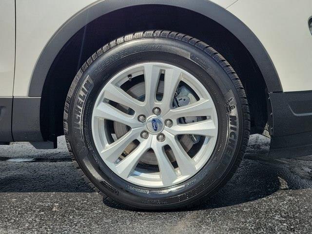 2019 Ford Explorer - $15,495