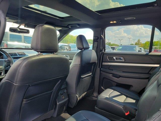 2019 Ford Explorer - $15,495