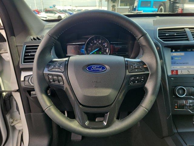 2019 Ford Explorer - $15,495